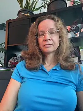 AnnikaRose live sex cam