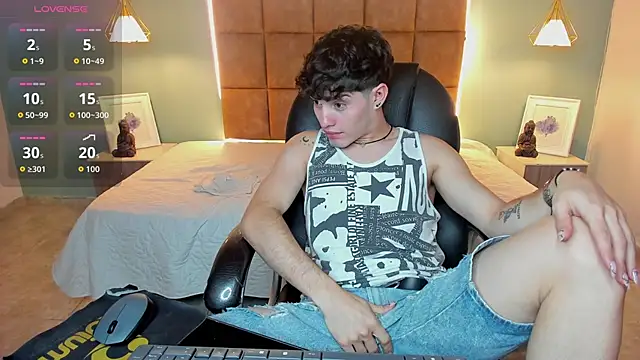 AlejooTwink live sex cam