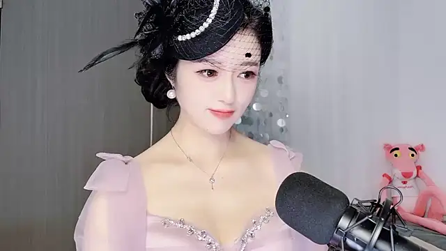 starsqimei live sex cam