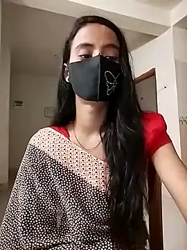 Ratri-Biswas live sex cam