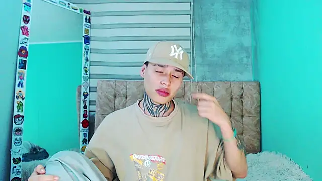 _justinmoon2 live sex cam