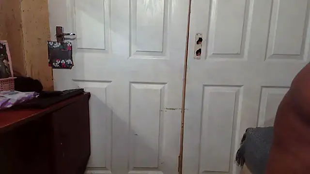 Smoochy- live sex cam