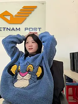 Thaocutee live sex cam