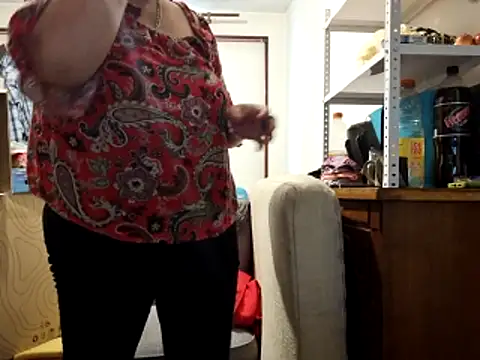 Samantha_Squirt@xh live sex cam