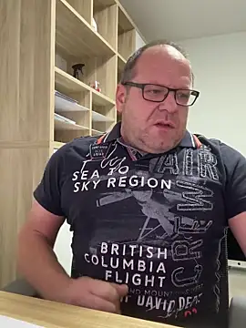 coupleLatinaLovers live sex cam