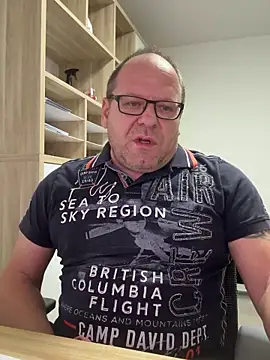 coupleLatinaLovers live sex cam