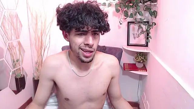 Liil_boy live sex cam