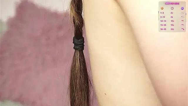 AmiLewis live sex cam