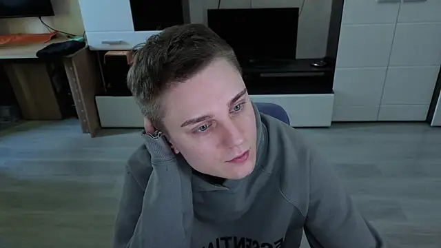 angryzan live sex cam