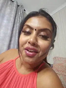 Indian_GlowingMiax live sex cam