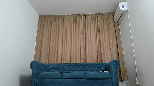 BLOND_GOD live sex cam