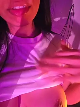 aloneathome live sex cam