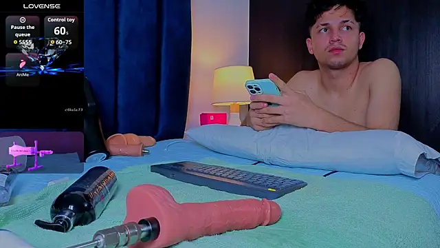 Issac_james_ live sex cam