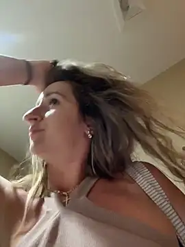 EvvaMur live sex cam