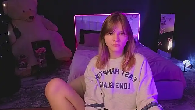 LitaBrom live sex cam