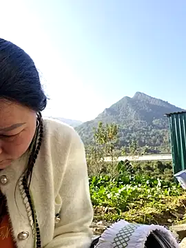 yoowwmr live sex cam