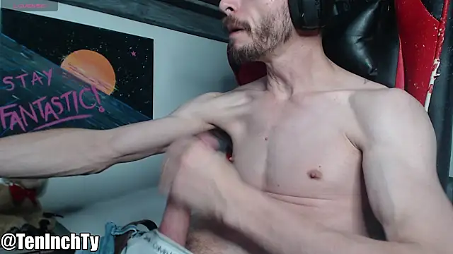teninchty live sex cam