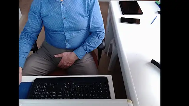 dutchpornking live sex cam