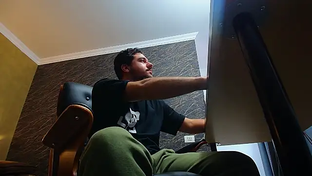 JoshKnights live sex cam