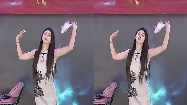 U-R-HERE live sex cam