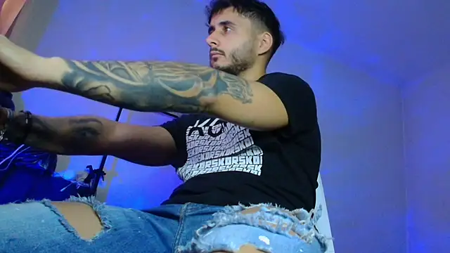 XanderCage99 live sex cam