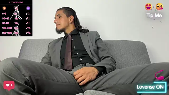 Tom_blunt96 live sex cam