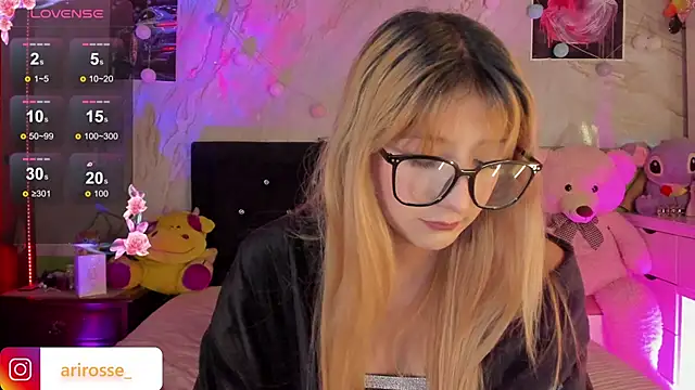 ariana_rosse__ live sex cam