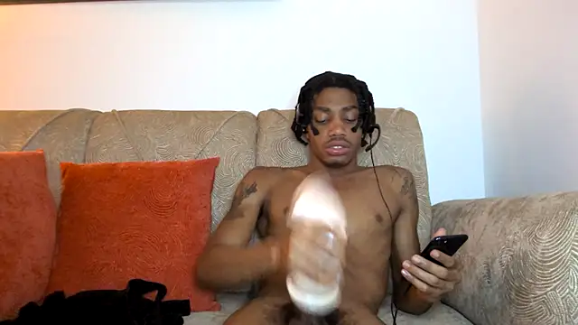 BlackBullTitus live sex cam