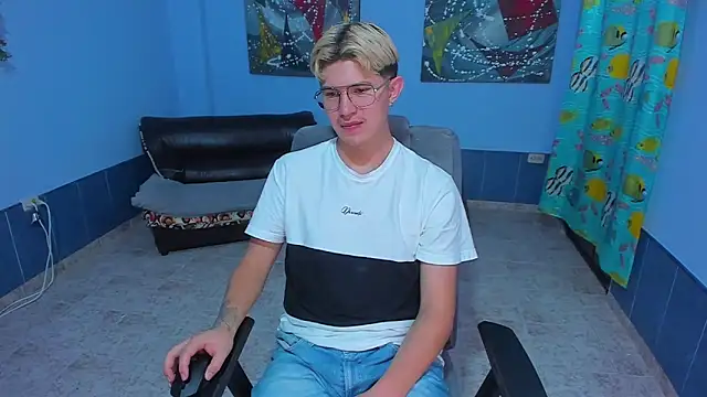 patrik_027 live sex cam