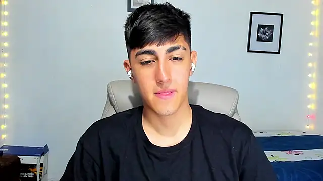 babymaik live sex cam