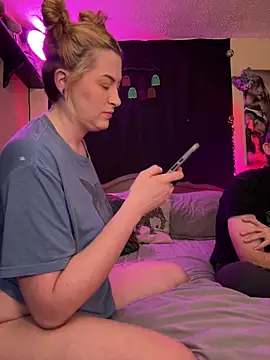 Mallorykoxx69 live sex cam