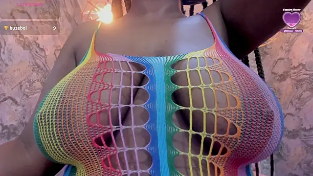 nefertiti_ebony live sex cam