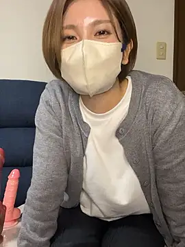 Io_chaaan_xxx live sex cam