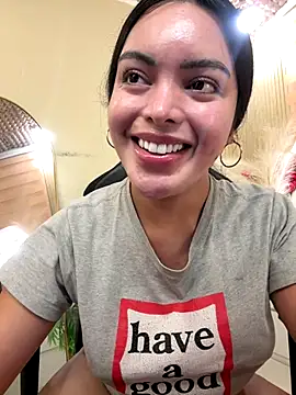 TS-SimplyTheBest live sex cam