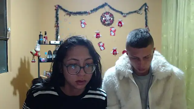 Violet_And_Smith live sex cam