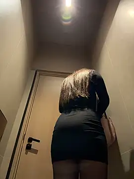 KristiRich live sex cam