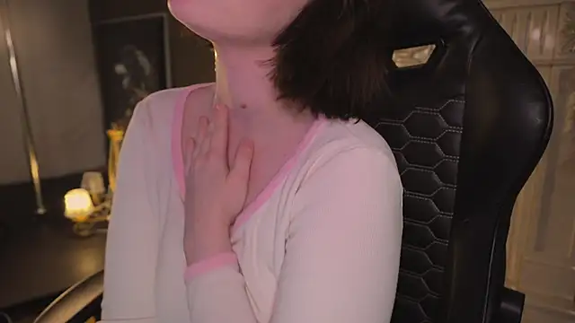 ELLIEJAY live sex cam