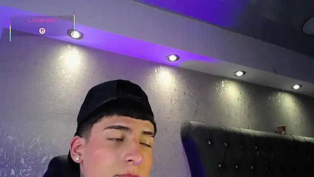 MateoMitchell live sex cam