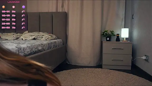 VeronaBench live sex cam