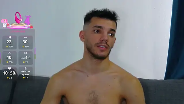 DominicValente live sex cam