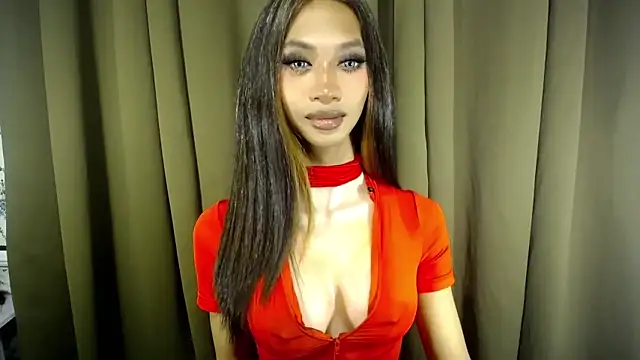 PrettyLatiina live sex cam