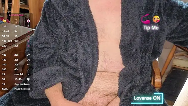 Adamdaddybear live sex cam