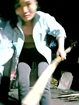 ngan-cute live sex cam