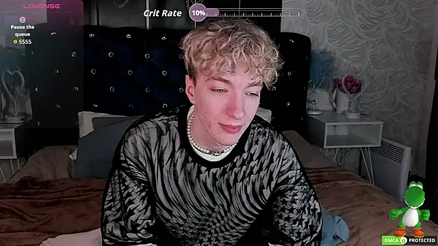 TrevorBenson live sex cam