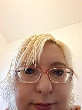 VikaKing live sex cam