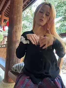 yuki_june live sex cam