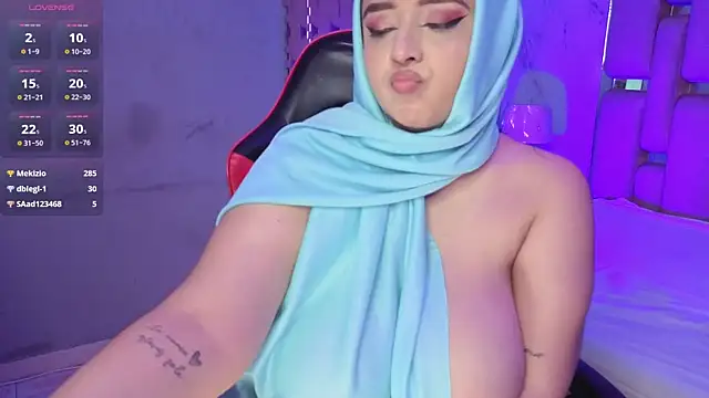 ThanaSaadi live sex cam