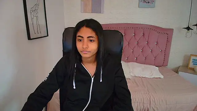 shaneelle live sex cam