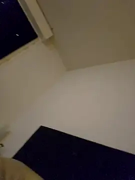 Guitccch live sex cam