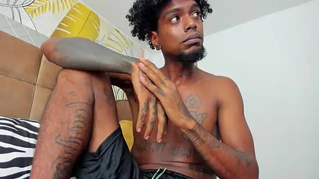 bigblackhotx1 live sex cam